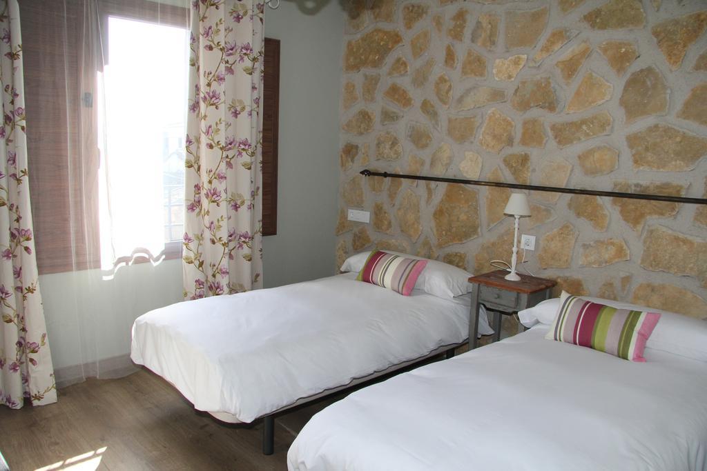 Casa Rural El Olivar De Valdefuentes Bilik gambar