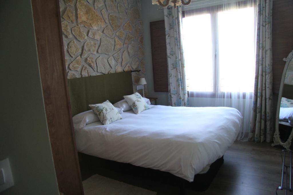 Casa Rural El Olivar De Valdefuentes Bilik gambar
