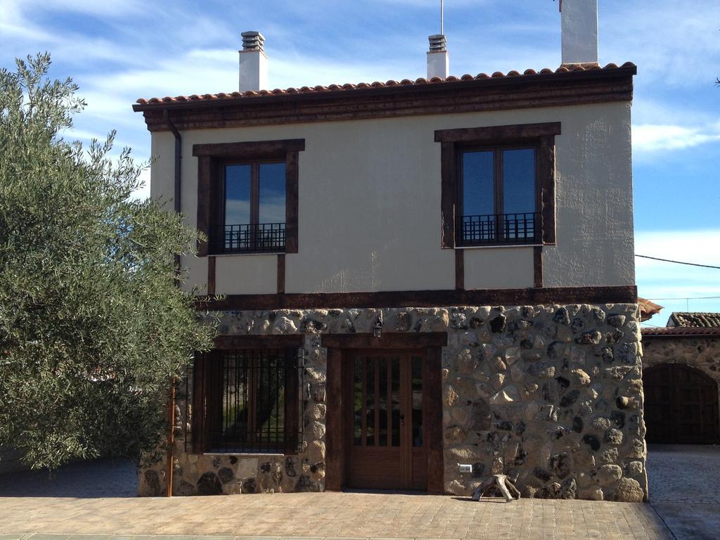 Casa Rural El Olivar De Valdefuentes Luaran gambar